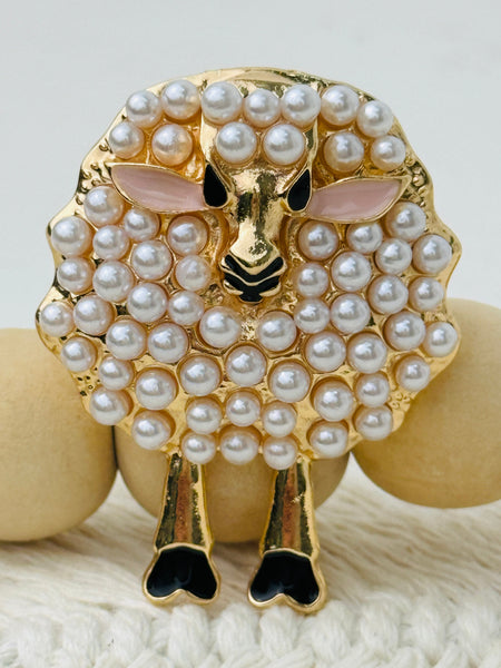 Sheep-shaped brooch with faux pearls and enamel details