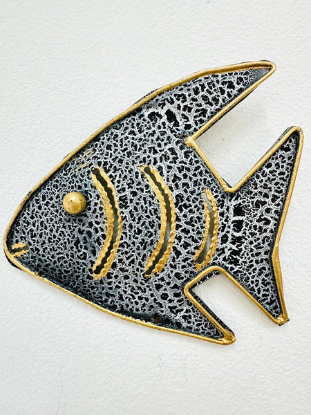 Front view of recycled metal Angel Fish wall sculpture.