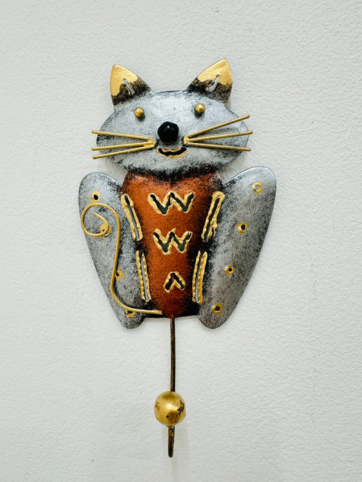 Handmade smiley cat hook in copper, silver and gold.